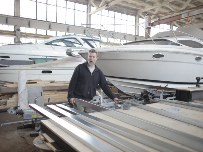 Boat Lift Maintenance Tips | A Comprehensive Guide 2025